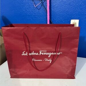 Salvatore ferragamo retail gift bag